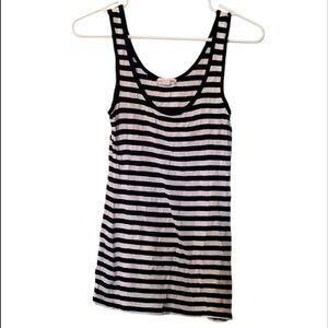 Zenana Outfitters Black and White Striped Tank Top Size Small